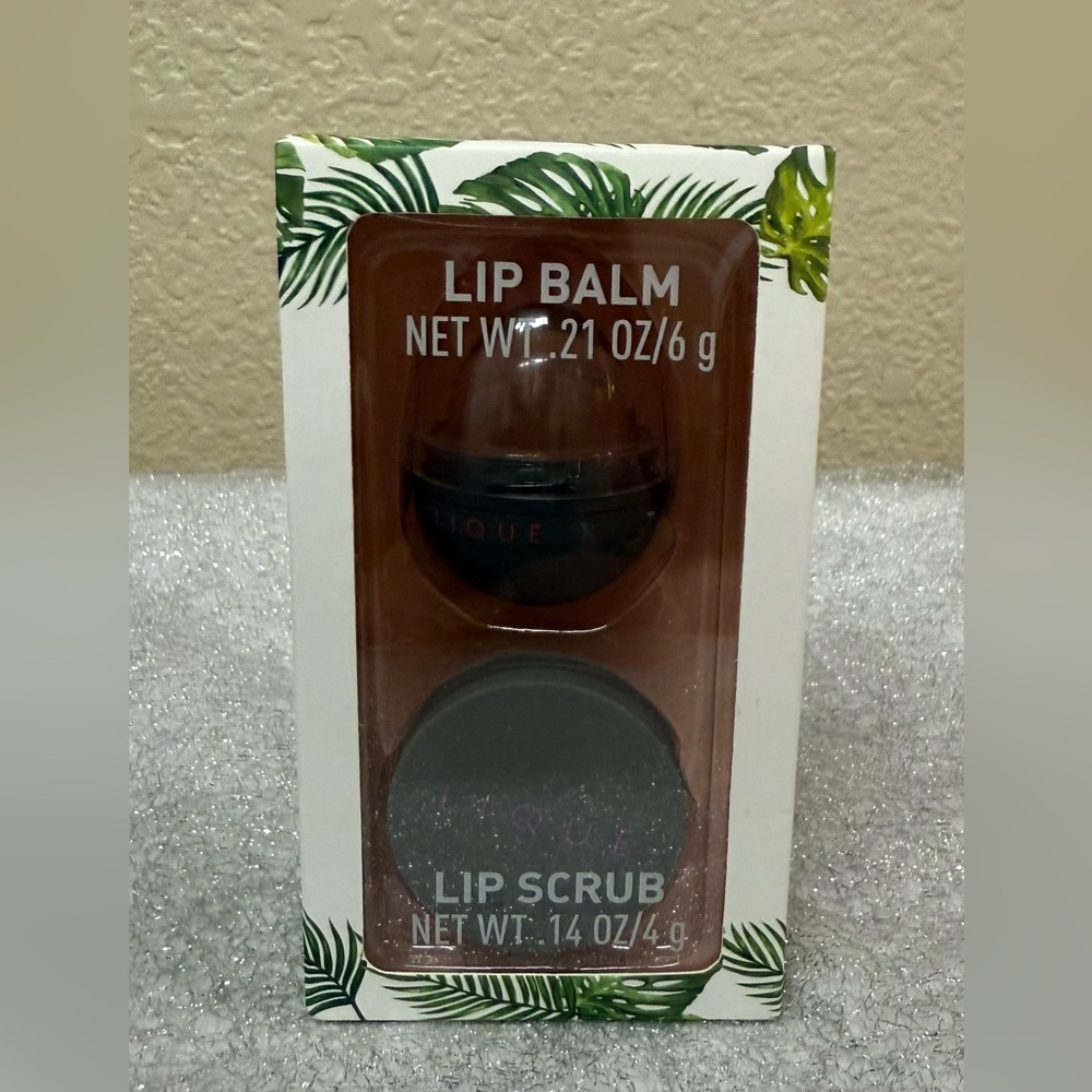 Lip Balm and Scrub Set